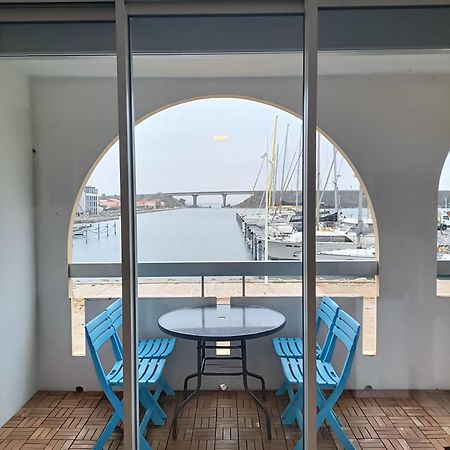 לאוקאט T2 Cabine Avec Tres Belle Vue Sur Le Port De Plaisance מראה חיצוני תמונה