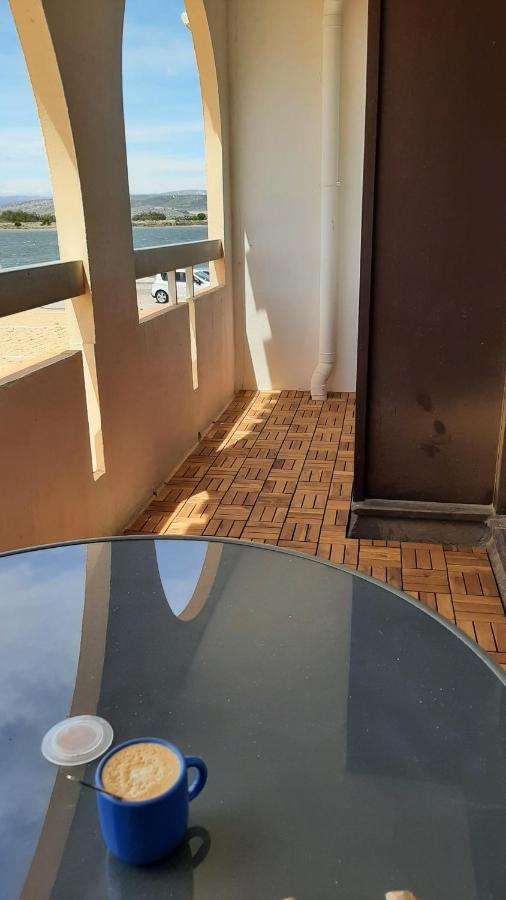 לאוקאט T2 Cabine Avec Tres Belle Vue Sur Le Port De Plaisance מראה חיצוני תמונה